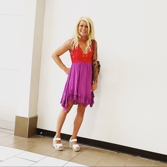 Meet your Posher, Kayla - Picture 2 of 3